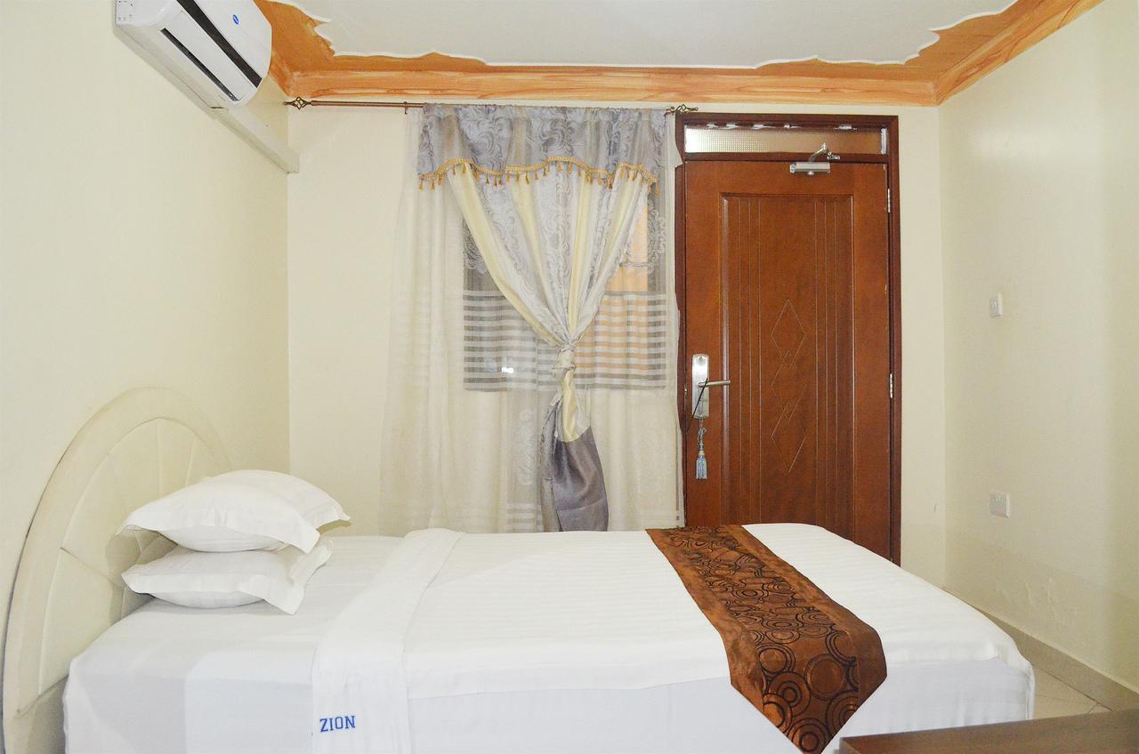 Mt. Zion Hotel Annex Kampala Esterno foto