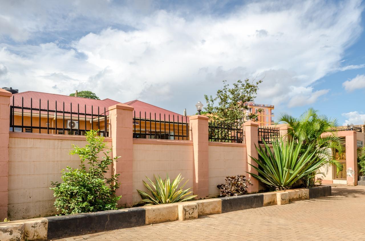 Mt. Zion Hotel Annex Kampala Esterno foto